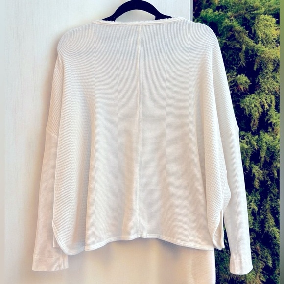 Anthropologie Oversized Cropped Waffle Weave Long Sleeve Top. Size XS. - Picture 7 of 9